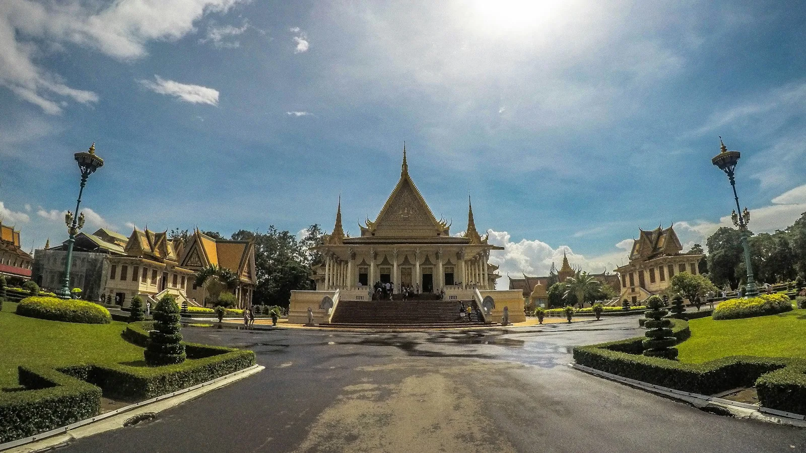 Jours 5 à 6 : Phnom Penh en deux jours légers