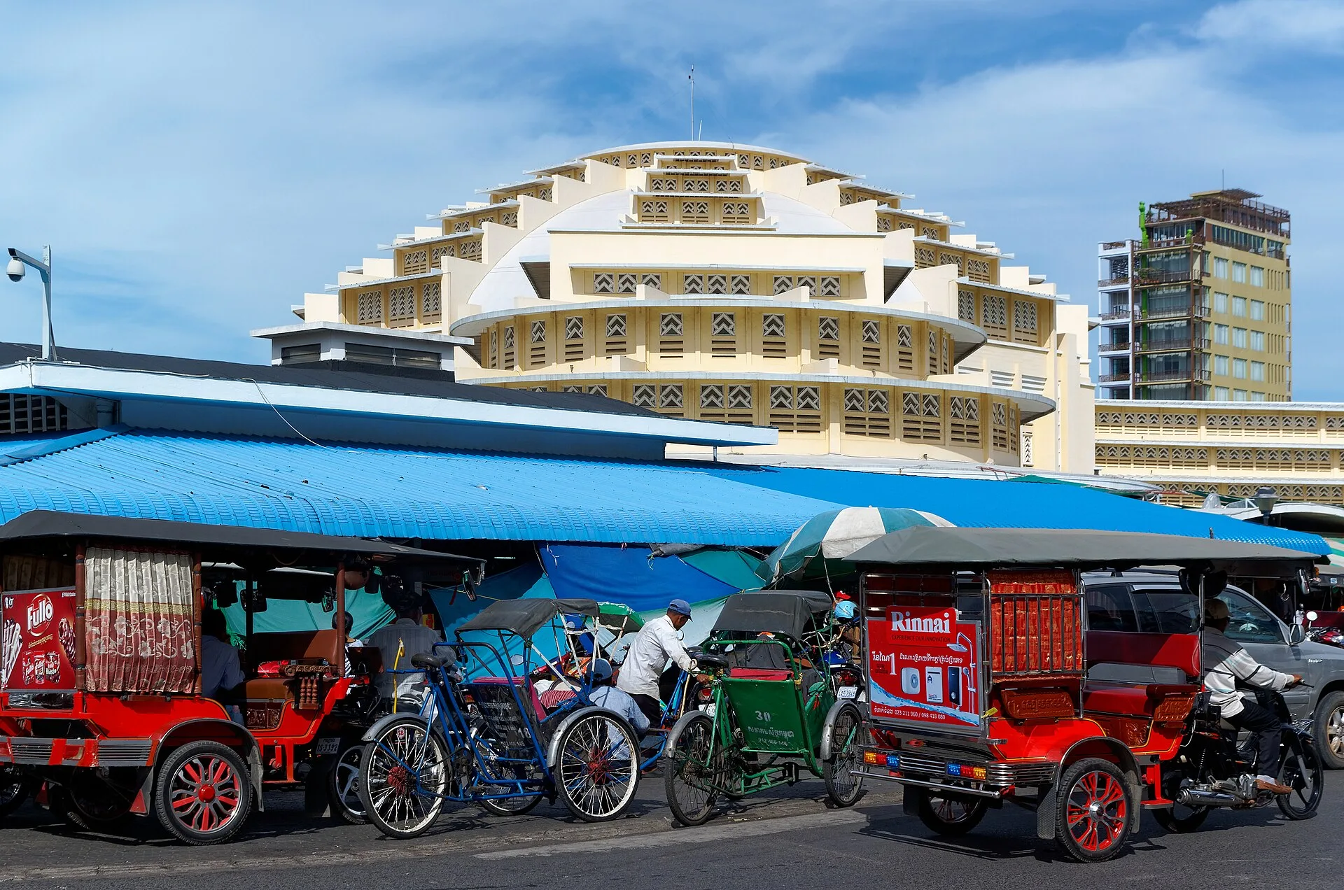 ️ Le Phsar Thmei de Phnom Penh : le marché le plus iconique