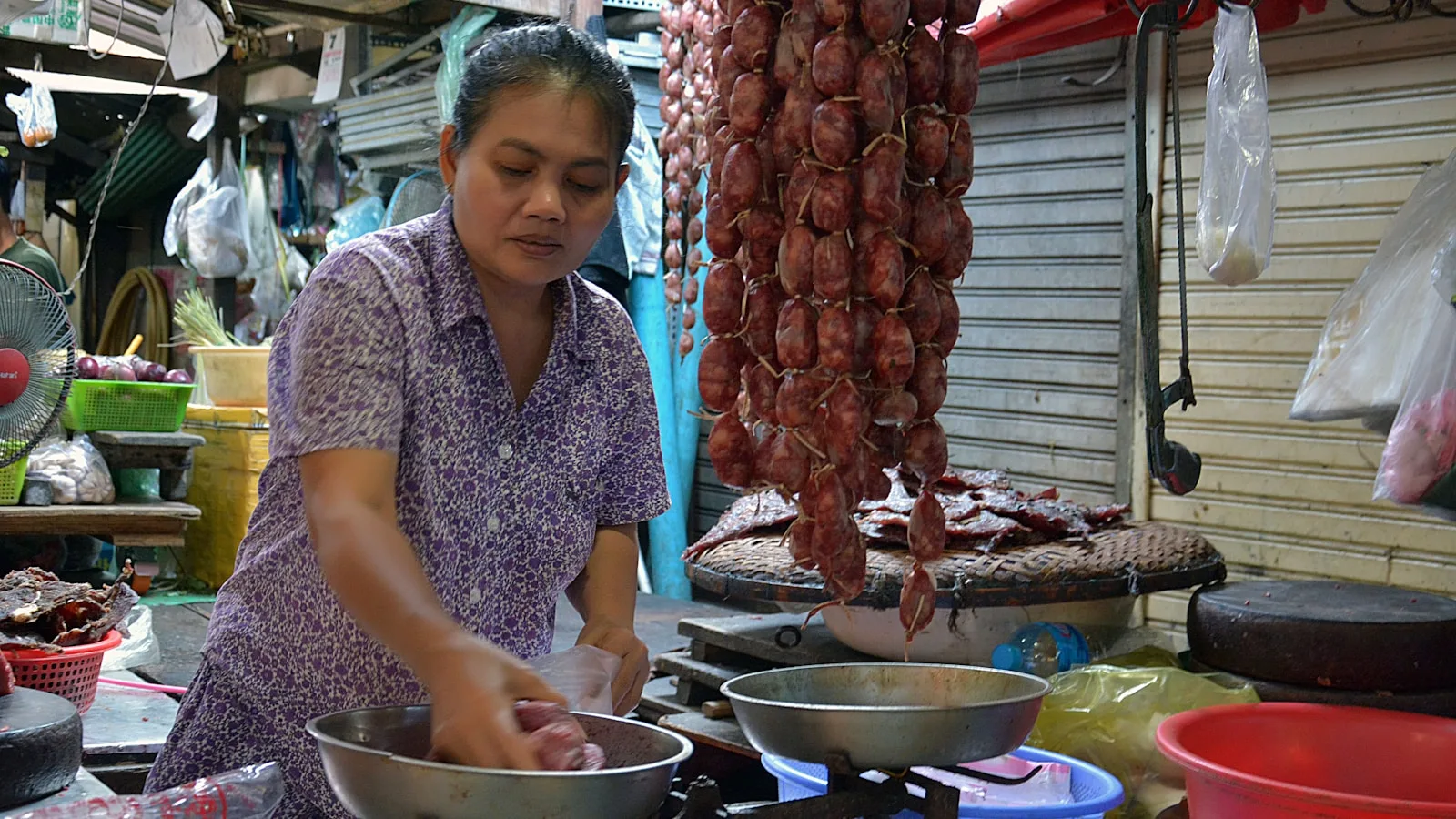 Le Russian Market (Phsar Tuol Tom Pong) : le paradis du shopping local