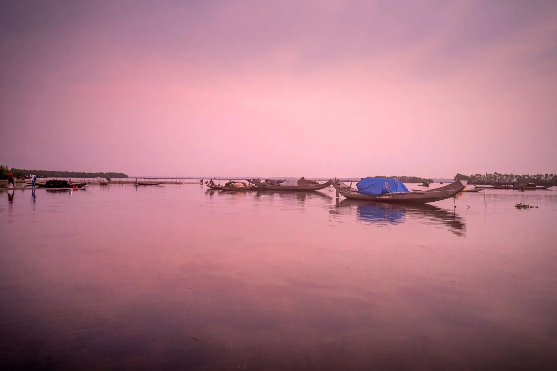 Le coucher de soleil sur le lac : un classique cambodgien